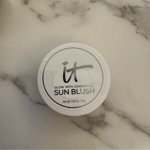 IT Cosmetics Glow with Confidence Sun Cream Blush with Hyaluronic Acid